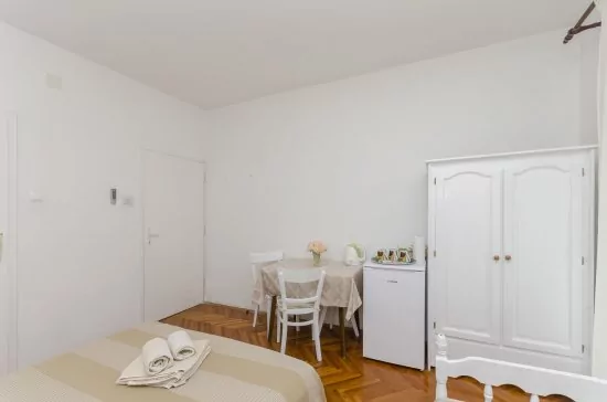 Apartmánový pokoj Severní Dalmácie - Vodice DA 4221 N3