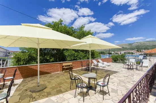 Apartmánový pokoj Střední Dalmácie - Trogir DA 3237 N5