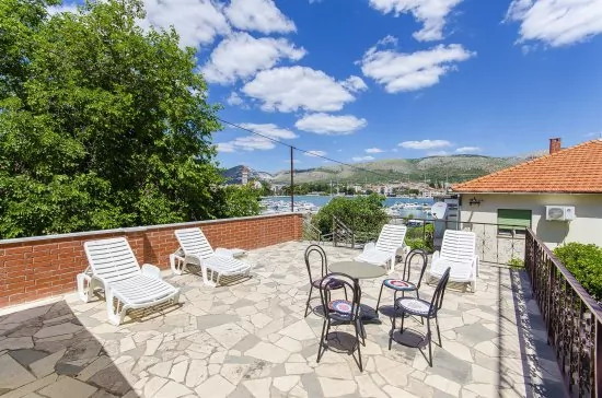 Apartmánový pokoj Střední Dalmácie - Trogir DA 3237 N10