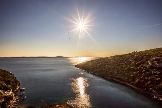 Výhled na pobřeží v Ljubljeva.