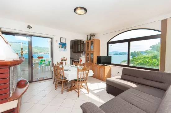 Apartmán Střední Dalmácie - Okrug Donji DA 3343 N2