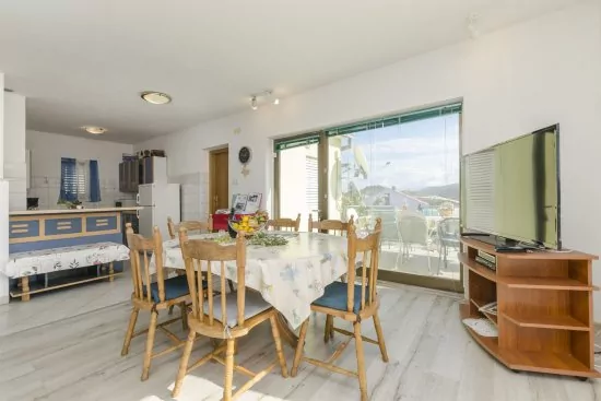 Apartmán Střední Dalmácie - Marina DA 3442 N2