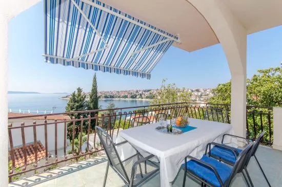 Apartmán Střední Dalmácie - Okrug Gornji DA 3345 N1