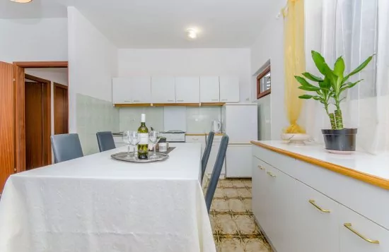 Apartmán Střední Dalmácie - Okrug Gornji DA 3345 N1