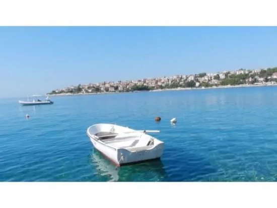 Moře a pobřeží 100 m pěší chůzí.