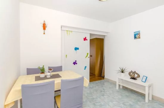 Apartmán Střední Dalmácie - Okrug Gornji DA 3345 N3