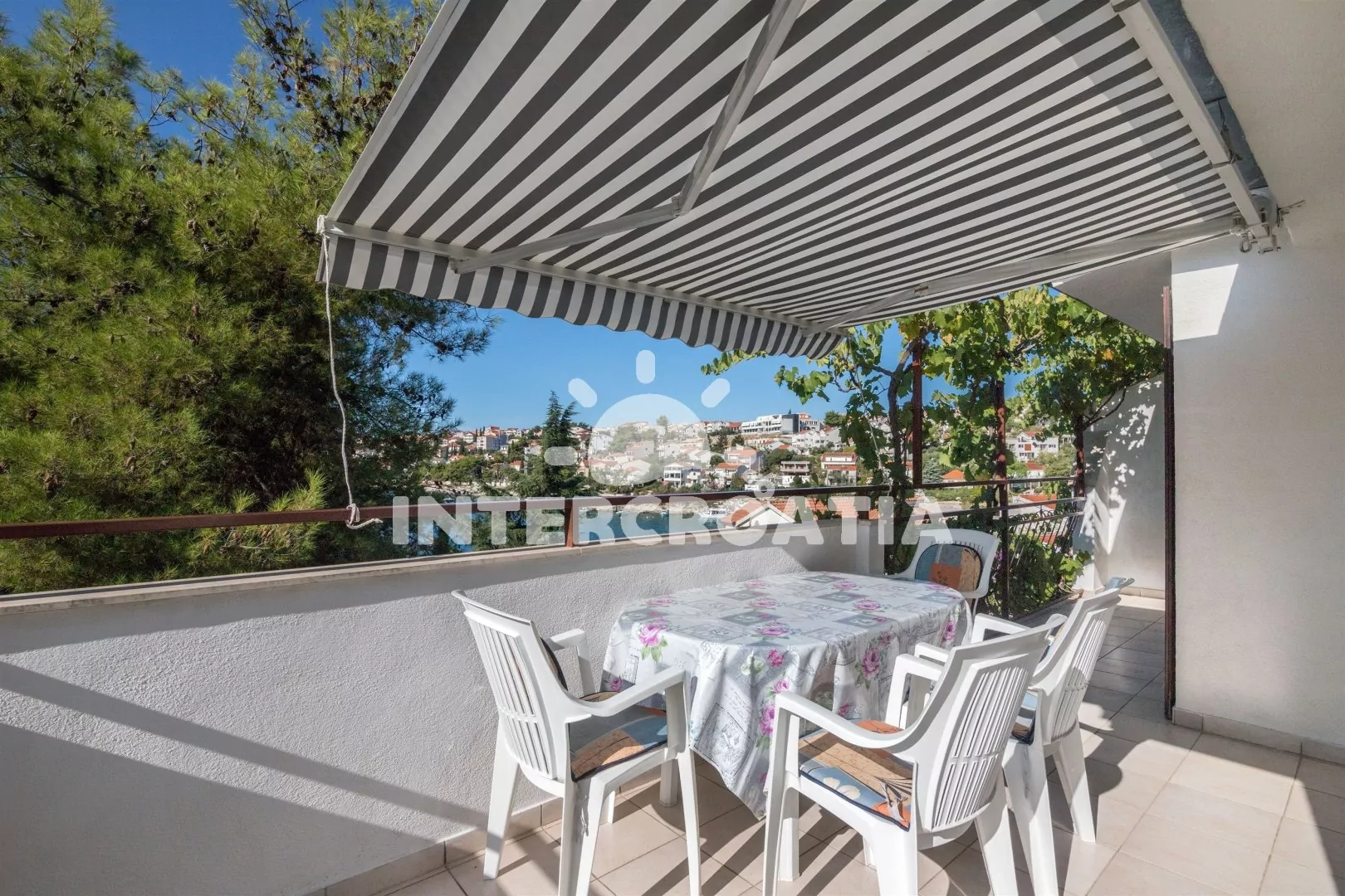 Apartmán Střední Dalmácie - Okrug Gornji DA 3346 N1