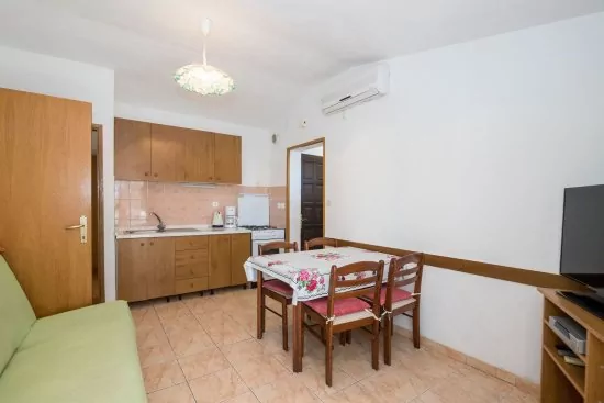 Apartmán Střední Dalmácie - Okrug Gornji DA 3346 N1