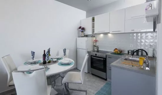 Apartmán Střední Dalmácie - Dugi Rat DA 2804 N3