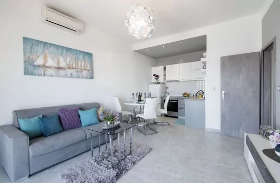 Apartmán Střední Dalmácie - Dugi Rat DA 2804 N3