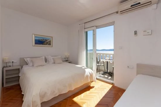 Apartmán Střední Dalmácie - Mimice DA 2407 N3