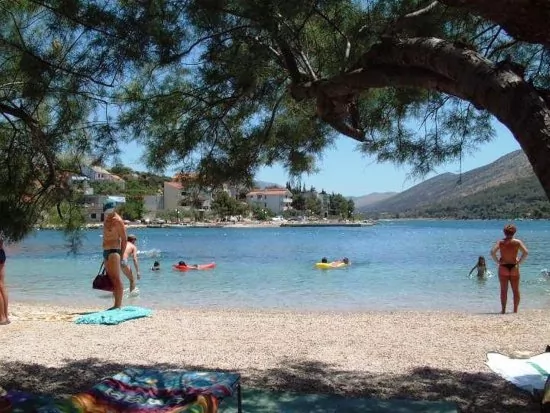 Grebaštica pobřeží.