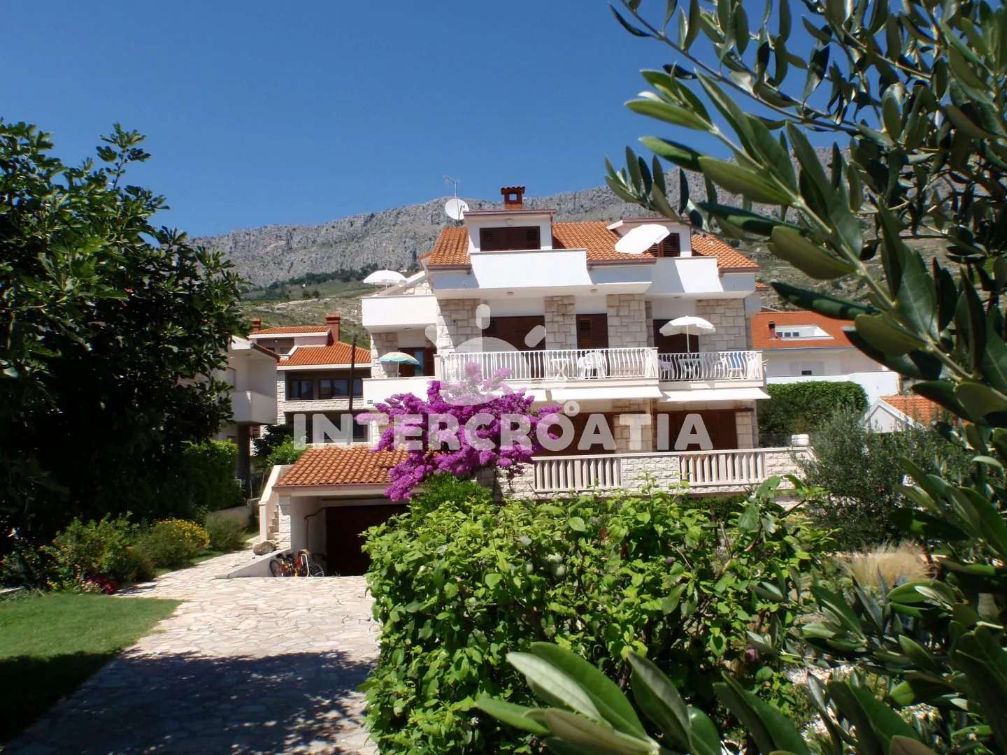 Apartmán Střední Dalmácie - Dugi Rat DA 2805 N1