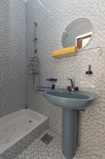 Apartmán Střední Dalmácie - Dugi Rat DA 2805 N1