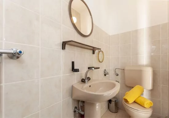 Apartmán Střední Dalmácie - Dugi Rat DA 2805 N2