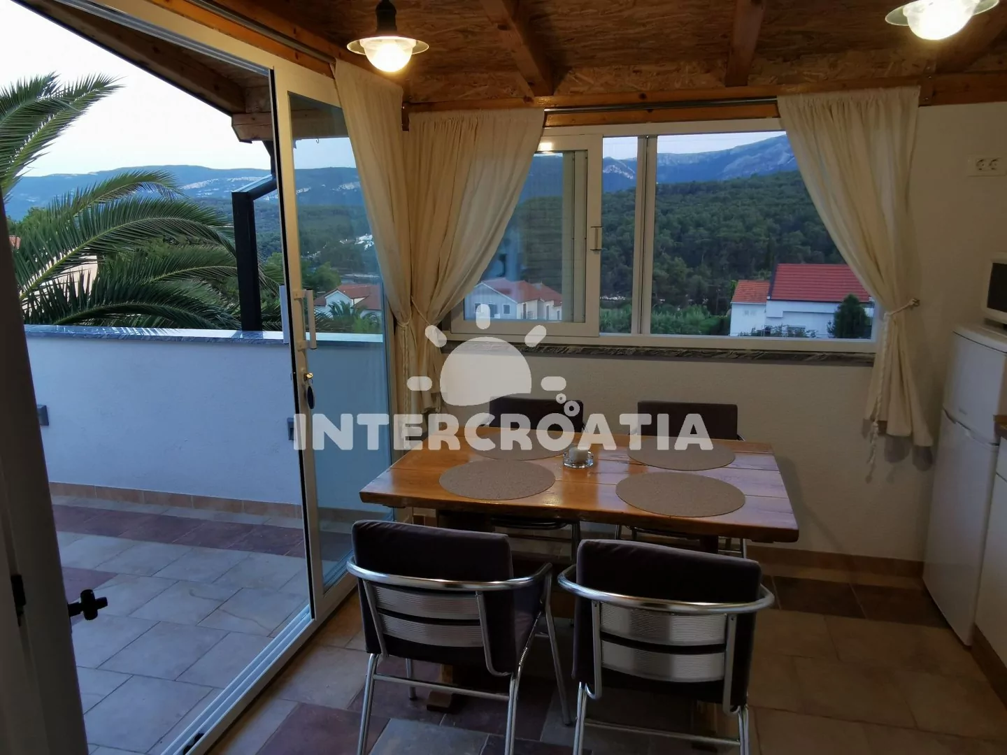 Apartmán Ostrov Hvar - Vrboska OS 2019 N3