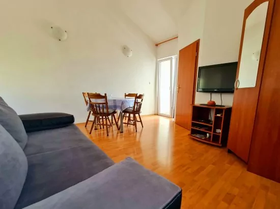 Apartmán Střední Dalmácie - Okrug Gornji DA 3349 N2