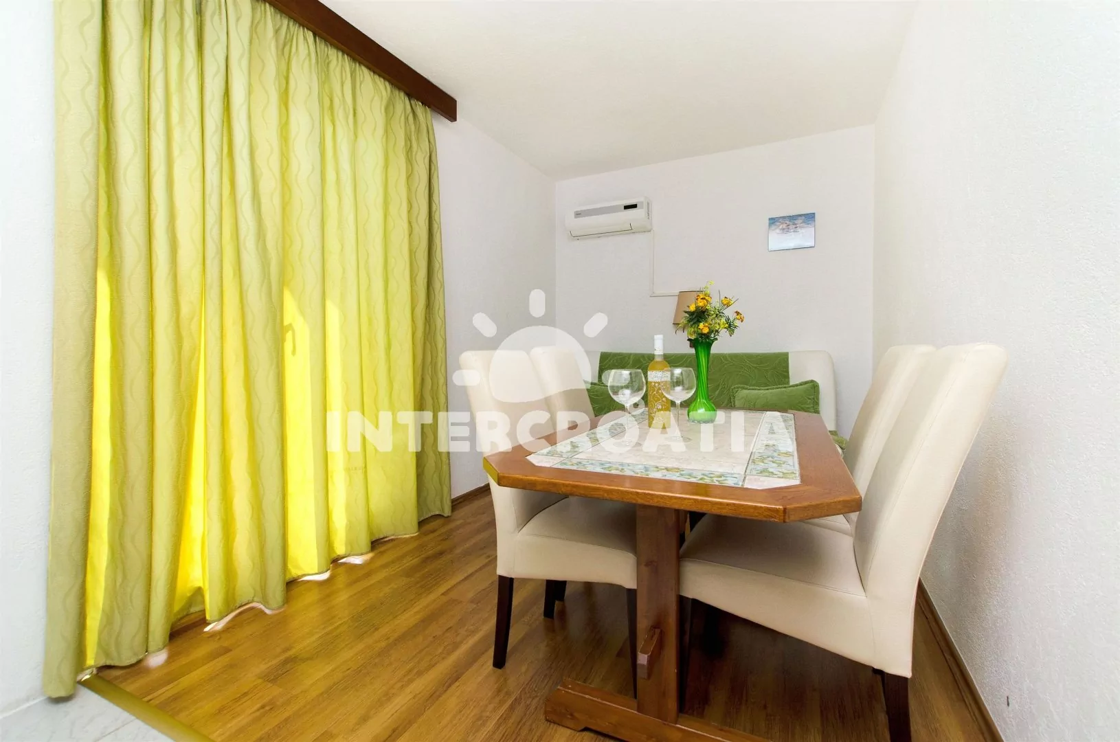 Apartmán Střední Dalmácie - Okrug Donji DA 3350 N5