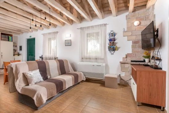 Vila s bazénem Střední Dalmácie - Marina DA 3448 N1