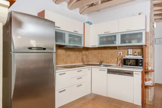 Vila s bazénem Střední Dalmácie - Marina DA 3448 N1