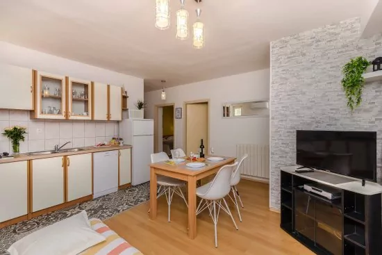 Apartmán Severní Dalmácie - Vodice DA 4240 N1