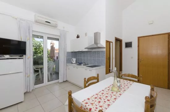 Apartmán Severní Dalmácie - Vodice DA 4242 N2