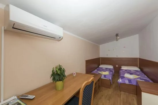 Apartmán Severní Dalmácie - Starigrad DA 6019 N1