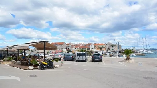 Tribunj - pobřeží.
