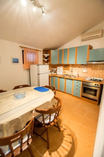 Apartmán Severní Dalmácie - Starigrad DA 6026 N2