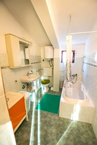 Apartmán Severní Dalmácie - Starigrad DA 6026 N2