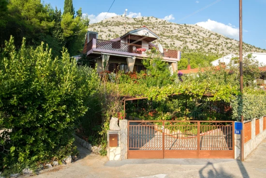 Apartmán Severní Dalmácie - Starigrad DA 6026 N3