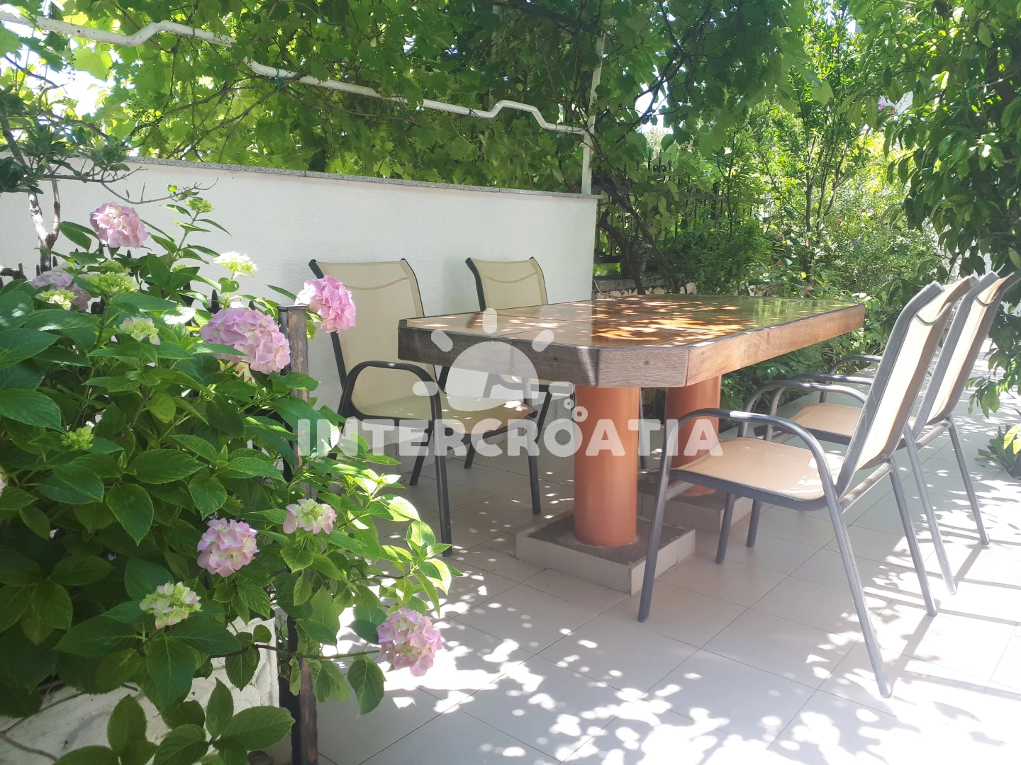 Apartmán Severní Dalmácie - Starigrad DA 6028 N2