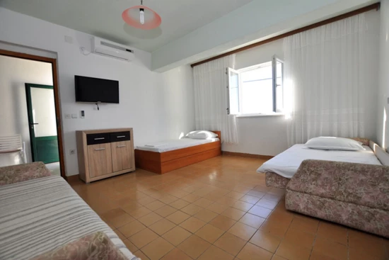 Apartmán Střední Dalmácie - Staniči DA 2611 N1