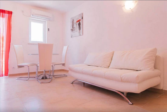 Apartmán Střední Dalmácie - Staniči DA 2611 N2