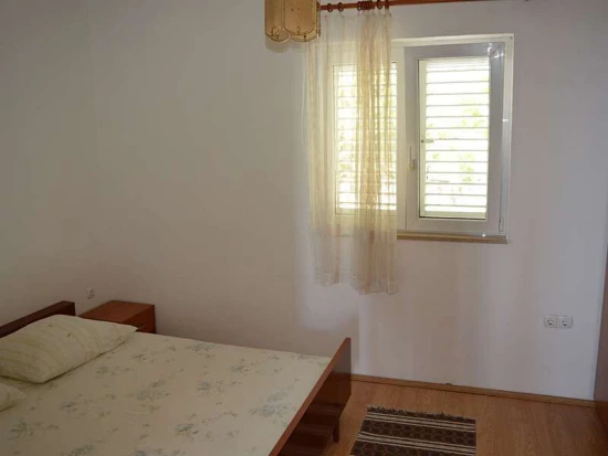 Apartmán Střední Dalmácie - Dugi Rat DA 2806 N3