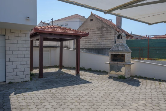 Apartmán Střední Dalmácie - Okrug Gornji DA 3353 N1