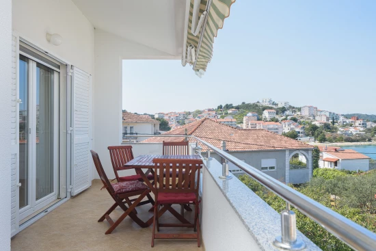 Apartmán Střední Dalmácie - Okrug Gornji DA 3353 N1