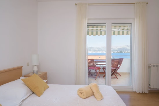 Apartmán Střední Dalmácie - Okrug Gornji DA 3353 N1