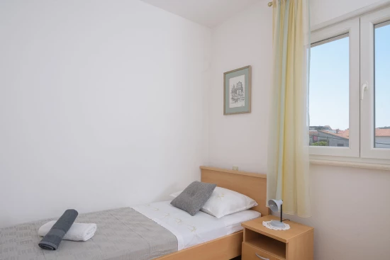 Apartmán Střední Dalmácie - Okrug Gornji DA 3353 N1
