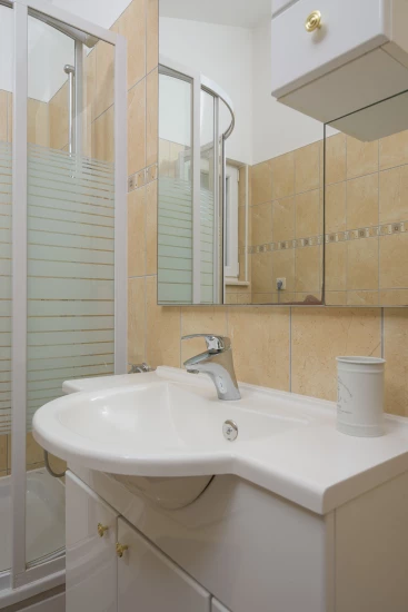 Apartmán Střední Dalmácie - Okrug Gornji DA 3353 N1