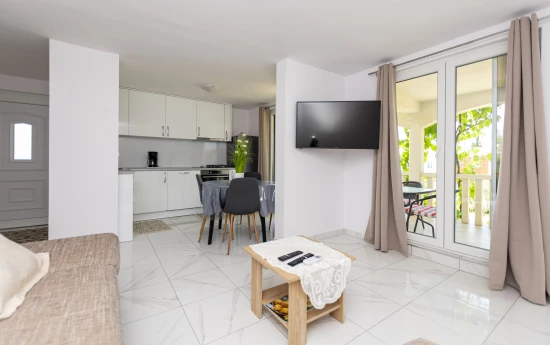 Apartmán Střední Dalmácie - Staniči DA 2612 N2