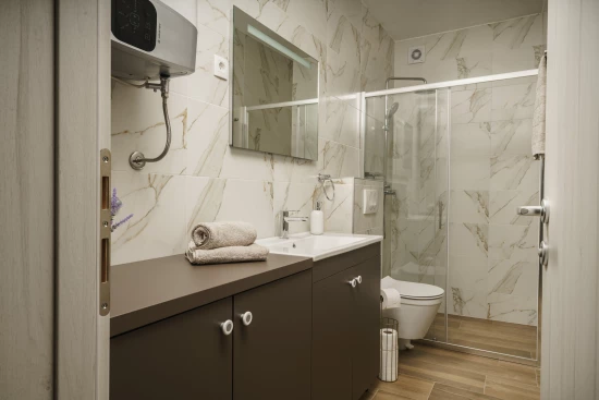 Apartmán Severní Dalmácie - Vodice DA 4251 N4