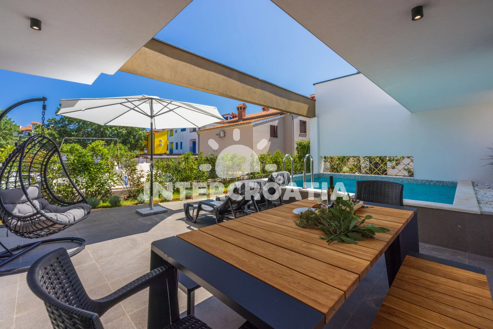 Vila s bazénem Istrie - Medulin IS 1614 N1