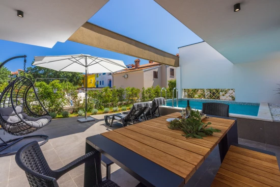 Vila s bazénem Istrie - Medulin IS 1614 N1