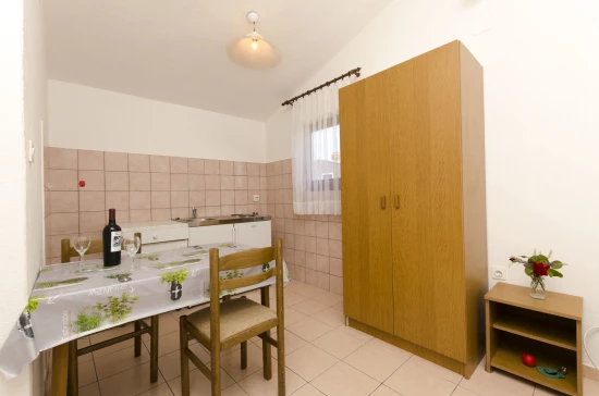Apartmán Střední Dalmácie - Okrug Gornji DA 3355 N1