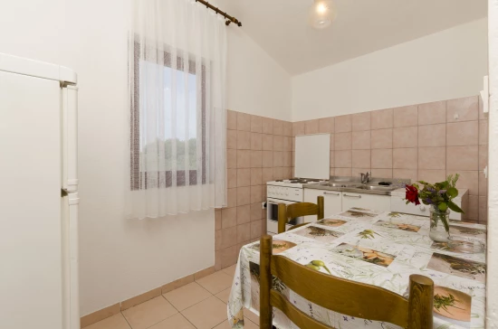 Apartmán Střední Dalmácie - Okrug Gornji DA 3355 N2