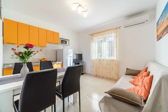 Apartmán Ostrov Brač - Supetar OS 2304 N2