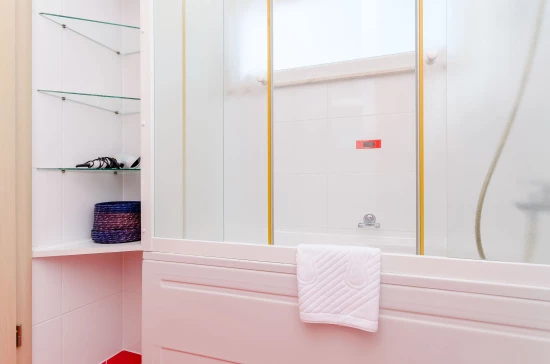 Apartmán Střední Dalmácie - Okrug Gornji DA 3356 N2