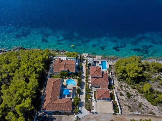 Vila Ostrov Korčula - Vela Luka OS 9010 N1