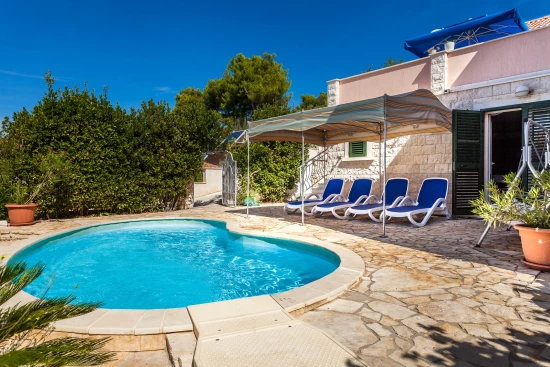 Vila Ostrov Korčula - Vela Luka OS 9010 N1